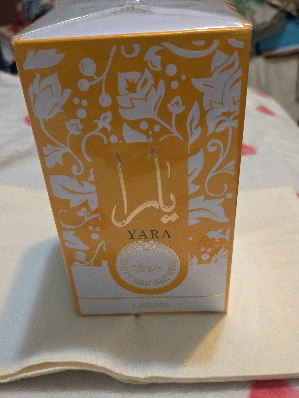 YARA Floral Eau de Parfum - Yellow & White Box